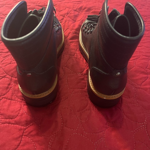 Booties - Picture 5 of 5